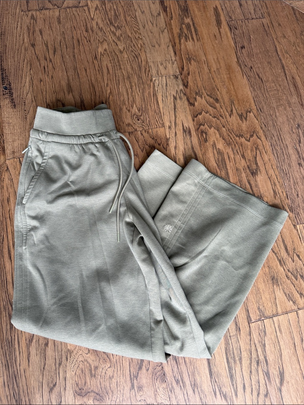 Athleta Green Allure Pant